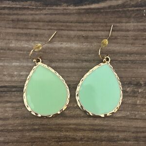 Elegant Gold and Green Teardrop Earrings